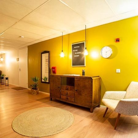 Kulkuri Hostellit Haemeenlinna Buitenkant foto