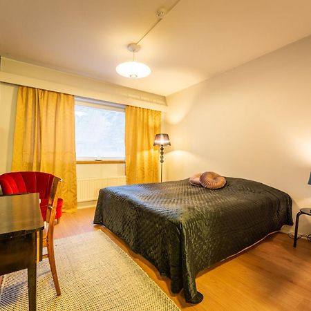 Kulkuri Hostellit Haemeenlinna Buitenkant foto