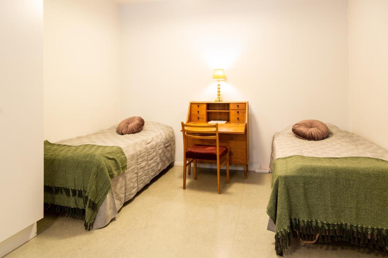 Kulkuri Hostellit Haemeenlinna Buitenkant foto